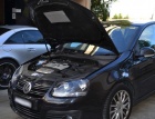 Как заменить салонный фильтр в Volkswagen Golf 2002?