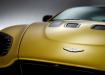 Aston Martin V12 Vantage - капот крупным планом