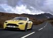 Aston Martin V12 Vantage на трассе