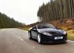Aston Martin V8 Vantage в движении