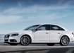 Audi A4 на красивом фоне