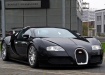 Bugatti Veyron - у стен салона